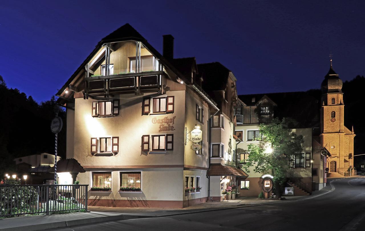 Landgasthof zur Linde Heimbuchenthal Exterior foto